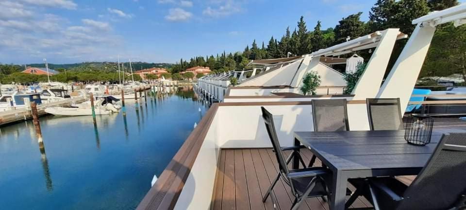 בפורטורוז Floating Sea House - Vital Lux מראה חיצוני תמונה